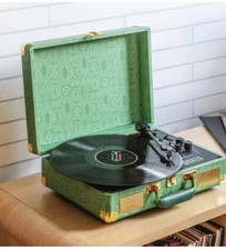WICKED FOR GOOD x CROSLEY TURNTABLE EMERALD RSD BLACK FRIDAY 2025