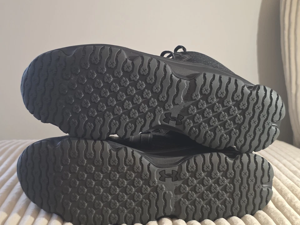 Botas impermeables Under Armour Micro G Valsetz Mid de cuero negras talla 11 para hombre Foto 2 de 4