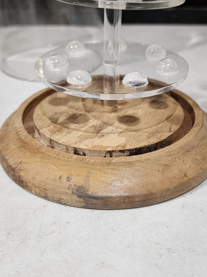 Base de madera para exhibición de dedales de cúpula de vidrio con capacidad para 17 dedales Foto 3 de 4