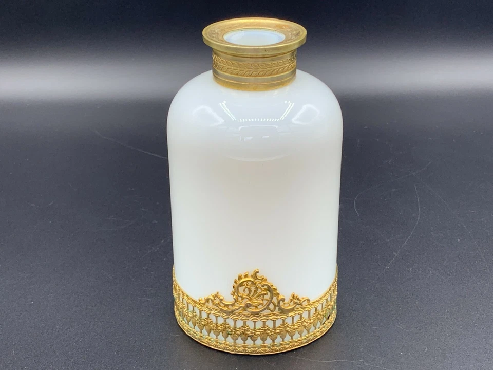 Antique French PALAIS ROYAL White Opaline Glass Perfume Scent Bottle Dore Bronze - Image 3 of 4