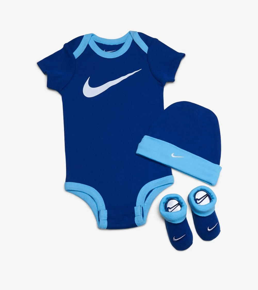 nike baby girl gift set