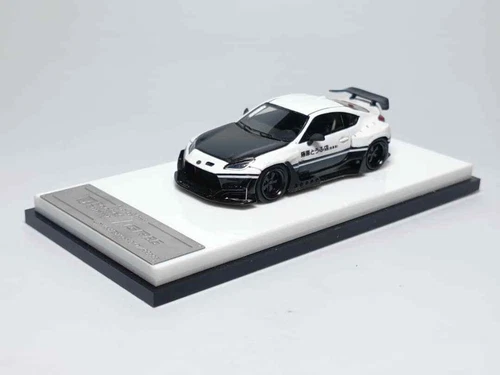 Coche de resina ScaleMini Toyota GR86 Rocket Bunny modelo Fujiwara 1:64 - Imagen 2 de 3