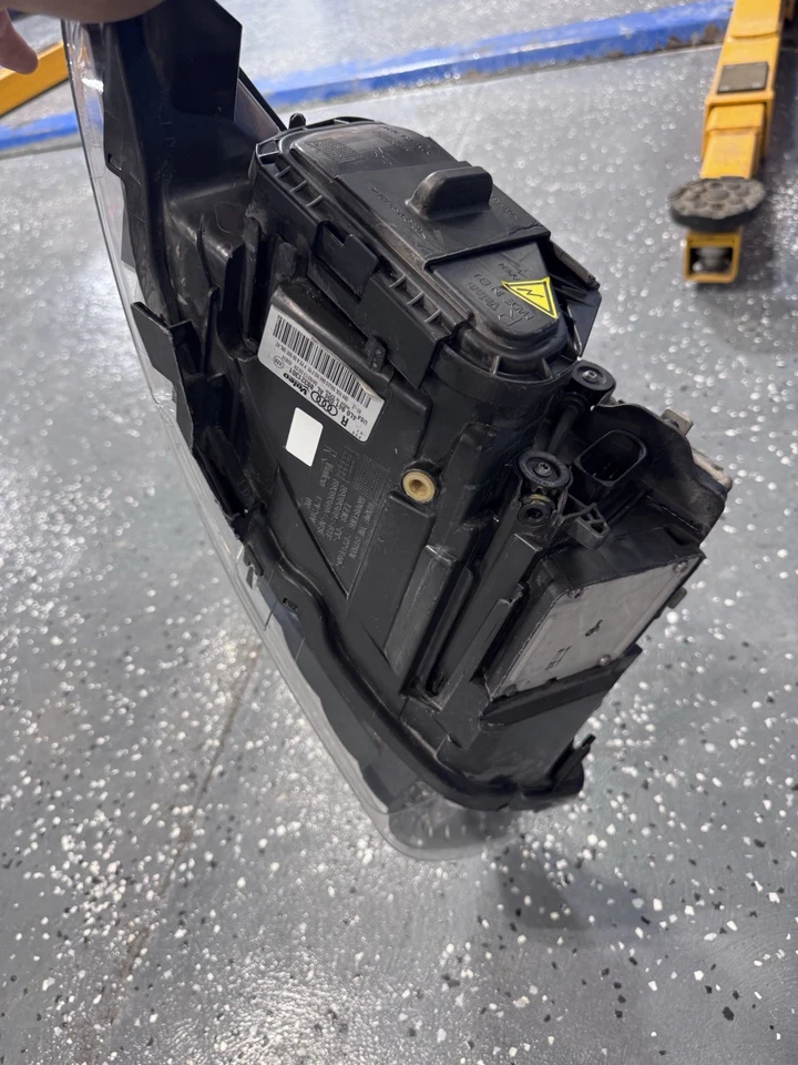 AUDI Q7 2010-2015 FARO IZQUIERDO LADO CONDUCTOR LÁMPARA XENÓN OCULTO OEM 4L0941003AK Foto 4 de 4