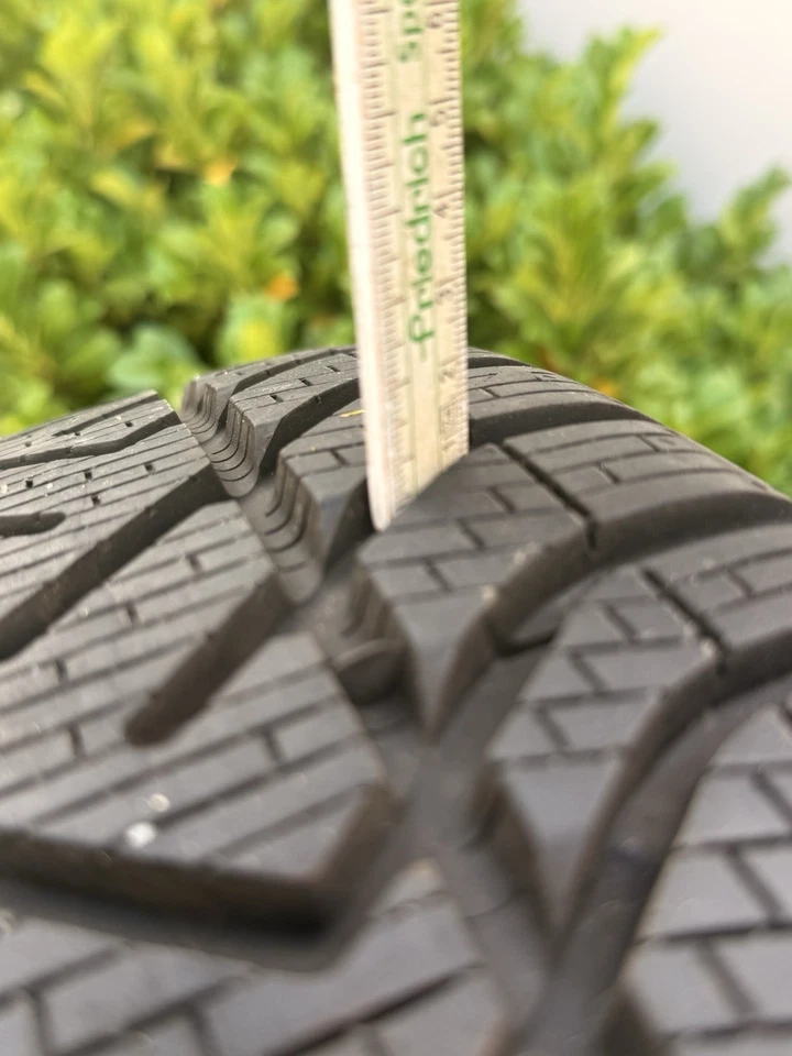 BMW 1er F40 Winterräder 17” Original – mit RDC, 10 mm Profil - Bild 3 von 4