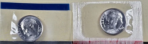 1990 P & D Roosevelt Dime 10C Philadelphia Denver in Mint Cello Free Ship Unc