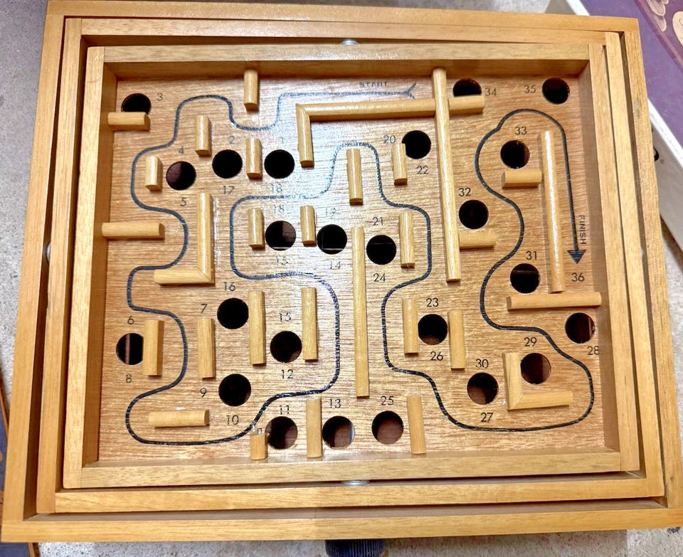 Vintage 1982 Spencer Gifts Labyrinth Wooden Maze Game Complete with Box Taiwan - Image 4 of 4