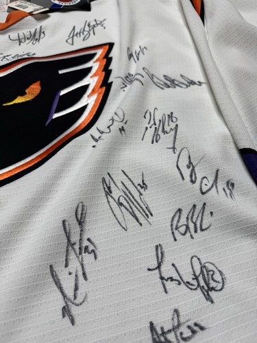 Vintage Philadelphia Phantoms Late 1990s Team Autographed Jersey New AHL NHL Vtg - Picture 8 of 10