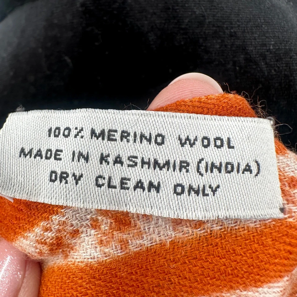 Bufanda 100% Lana Merino Negra Blanca Naranja Estampado Chevron Hecha en Cachemira India Foto 3 de 4