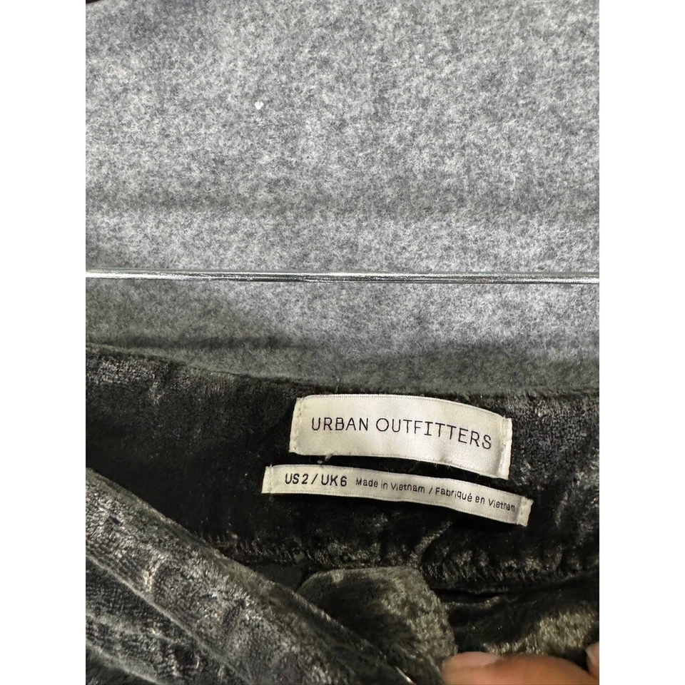 Pantalones Urban Outfitters Mujer 2 Verde Terciopelo Aplastado Relax Sueltos Pierna Ancha LEER Foto 2 de 4