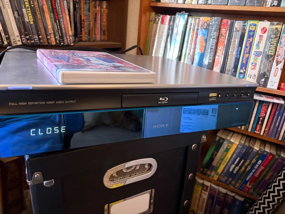 Reproductor Blu-ray Sony BDP-S1 - Sin control remoto Foto 2 de 4