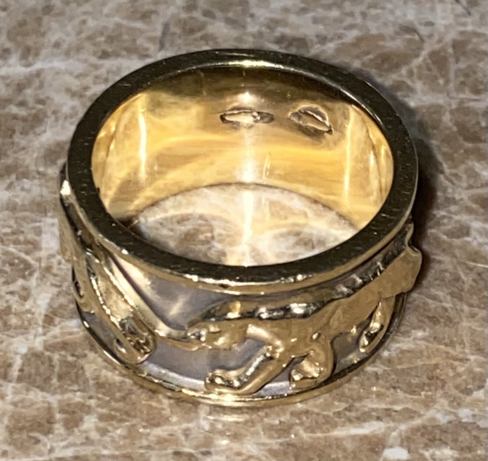 Picture 2 of 9