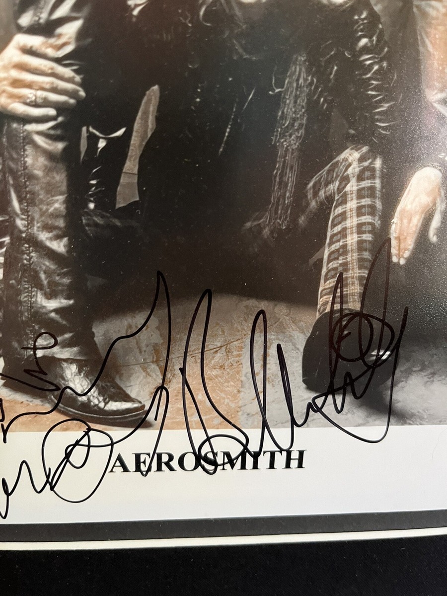 Aerosmith Signed By All 5 Photo Joe Perry Steven Tyler Tom