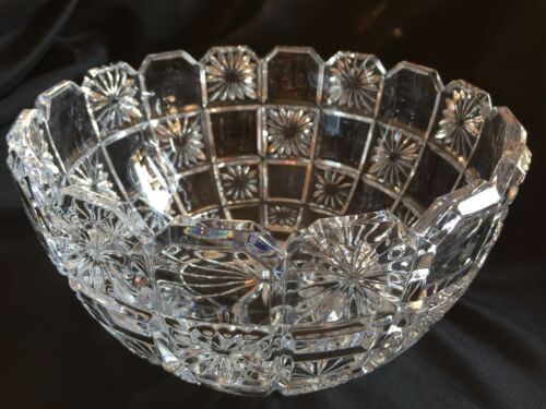 Shannon 24% Lead Crystal Serving Bowl - Picture 3 of 12