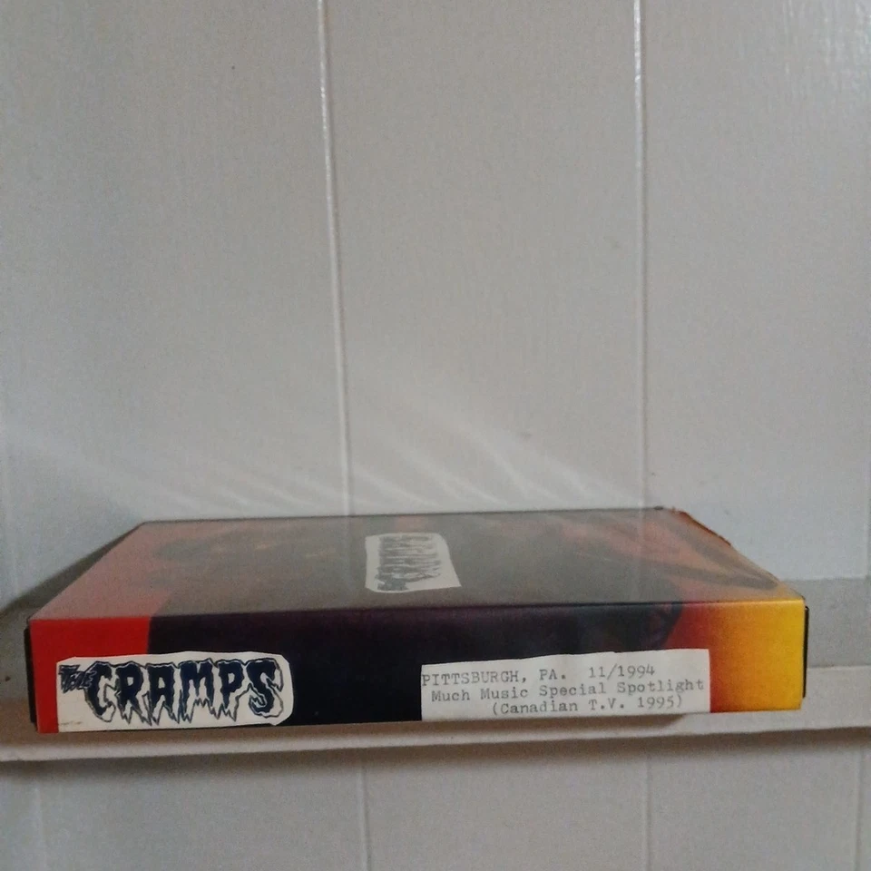 The Cramps VHS Live Pittsburgh PA 1994 And Canada TV Special 1995 панк-рок - Изображение 4 из 4