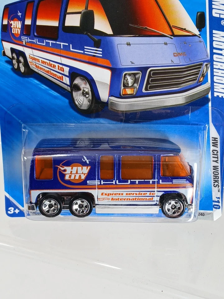 2010 Hot Wheels #116 HW City Works 8/10 GMC MOTORHOME Blue w/Chrome 5 Spokes - Image 4 of 4