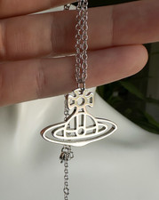 Vivienne Westwood New Plain Bas Relief Pendant Necklace Silver CZ XX10V