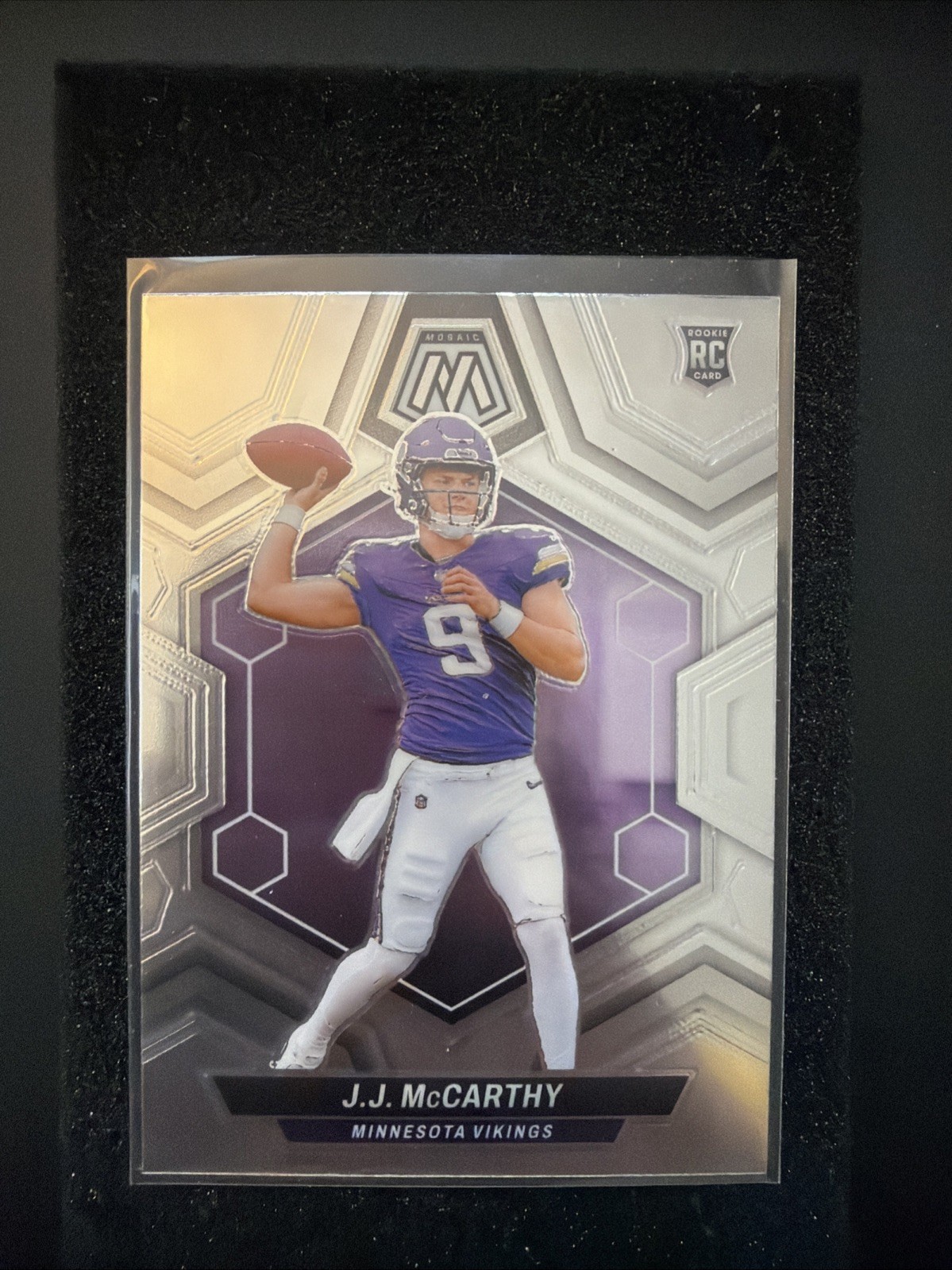 2024 Panini Mosaic - Rookies J.J. McCarthy #310 (RC)