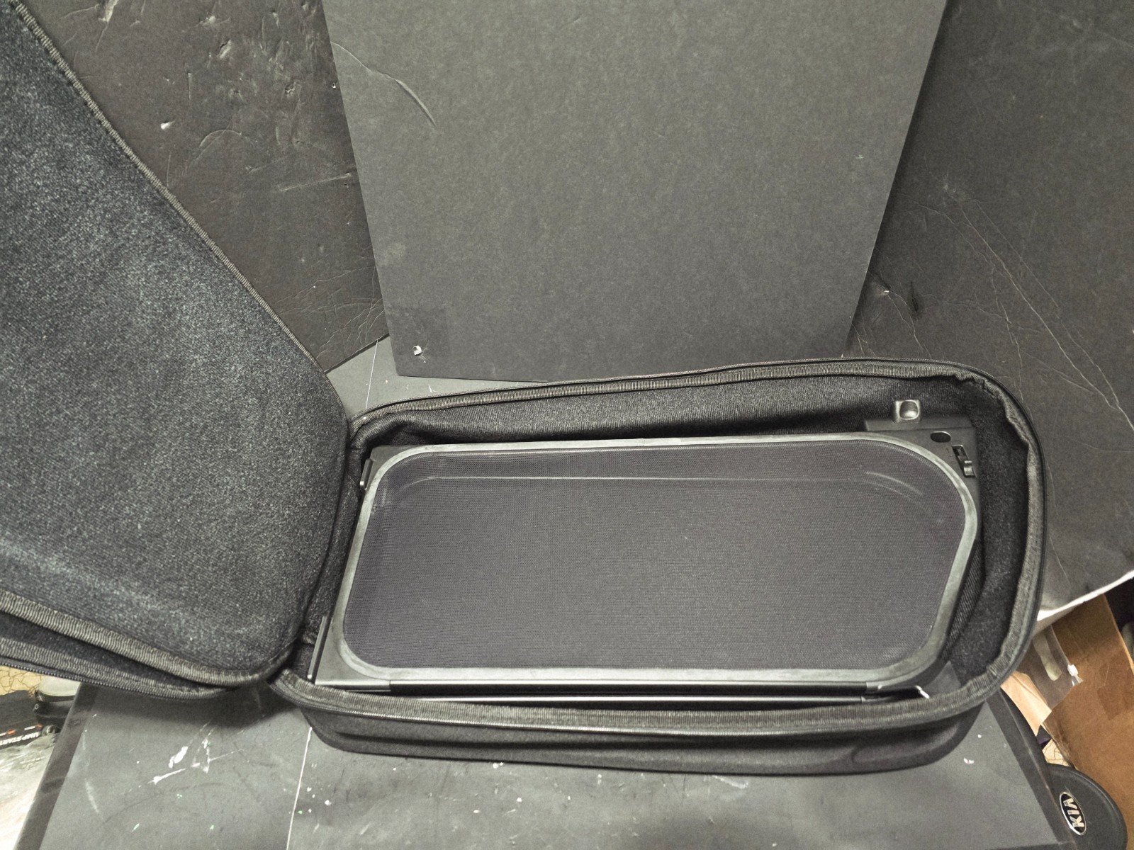 💯💯💯2009-2014 FERRARI CALIFORNIA WIND STOP DEFLECTOR 84743800 OEM WITH CASE