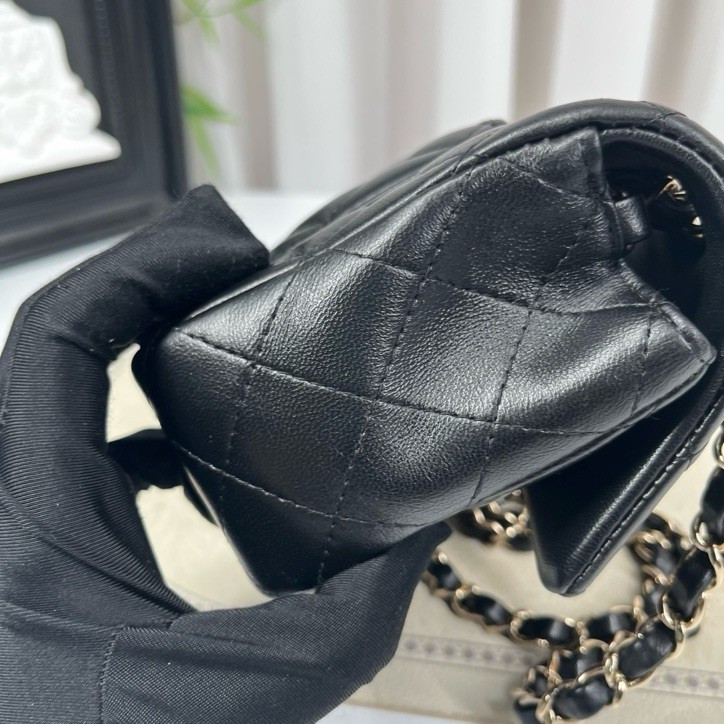 Authentic Pre-owned Chanel Classic Flap Bag Black Lambskin Mini image 7