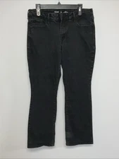 Old Navy Mid Rise Kicker Boot Cut Jeans Women’s Size 12 Short Black.  13619