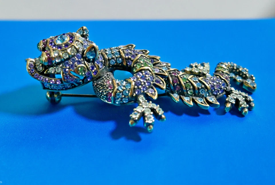 Prendedor Dragón Guardián Vintage HEIDI DAUS "El Majestuoso Perro Fu" Cristales SWAROVSKI Foto 4 de 4