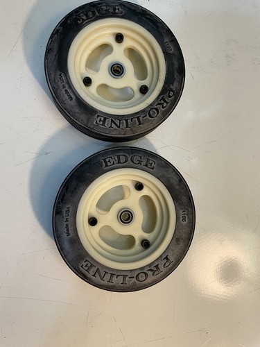 Pro-Line Tires And Wheels From RC10 Kit 6001 Associated Plus Rims Wheels - Picture 5 of 6