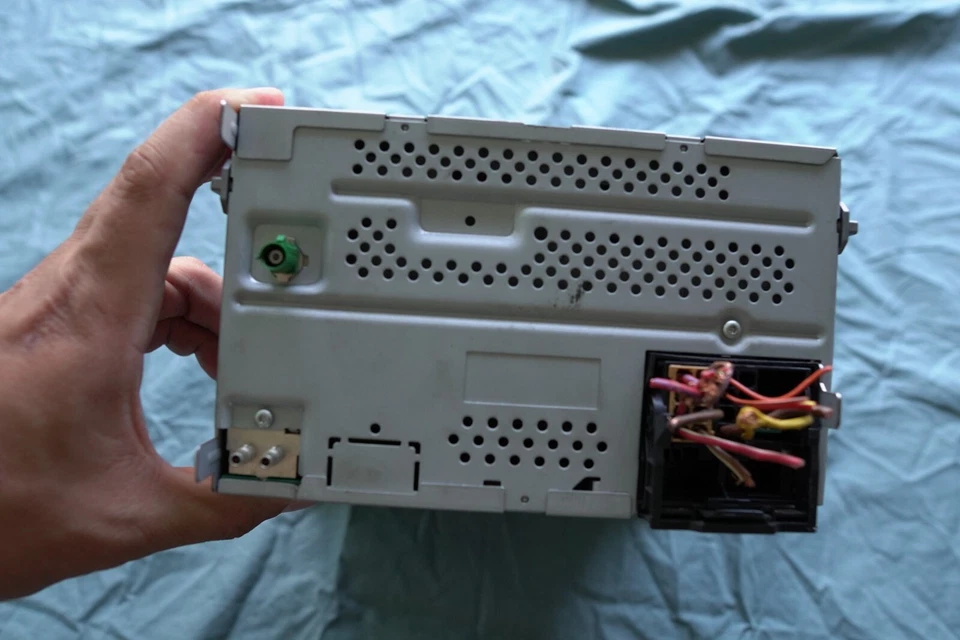 09-15 Volkswagen CC Passat Jetta OEM Radio de tablero Receptor de pantalla de CD Foto 3 de 4