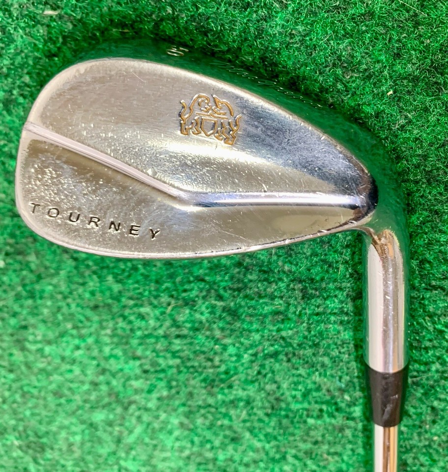 Sand Wedge MacGregor MT Tourney Forged 1025 - 56° - Acier Rigide - Manche 35,5" - Occasion