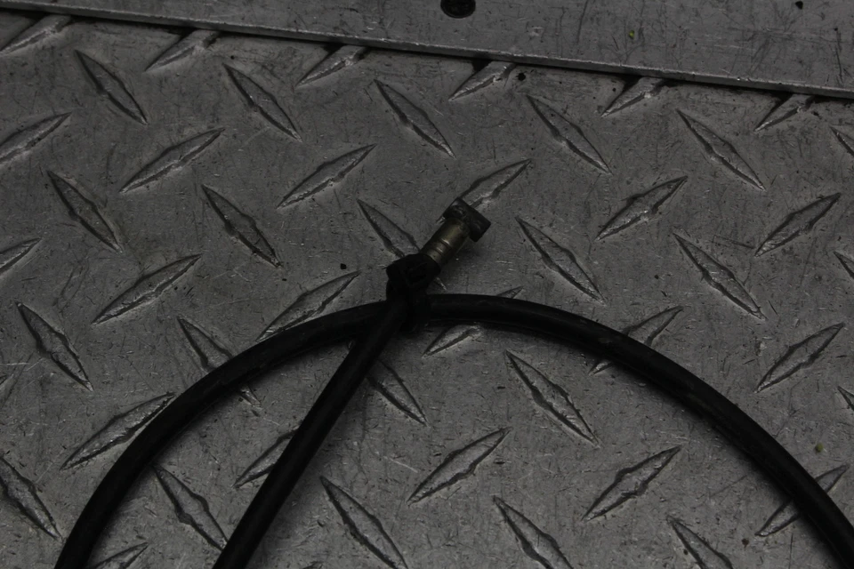 Suzuki TC90 1972 Blazer cubierta interior del embrague del lado del motor del motor Foto 4 de 4