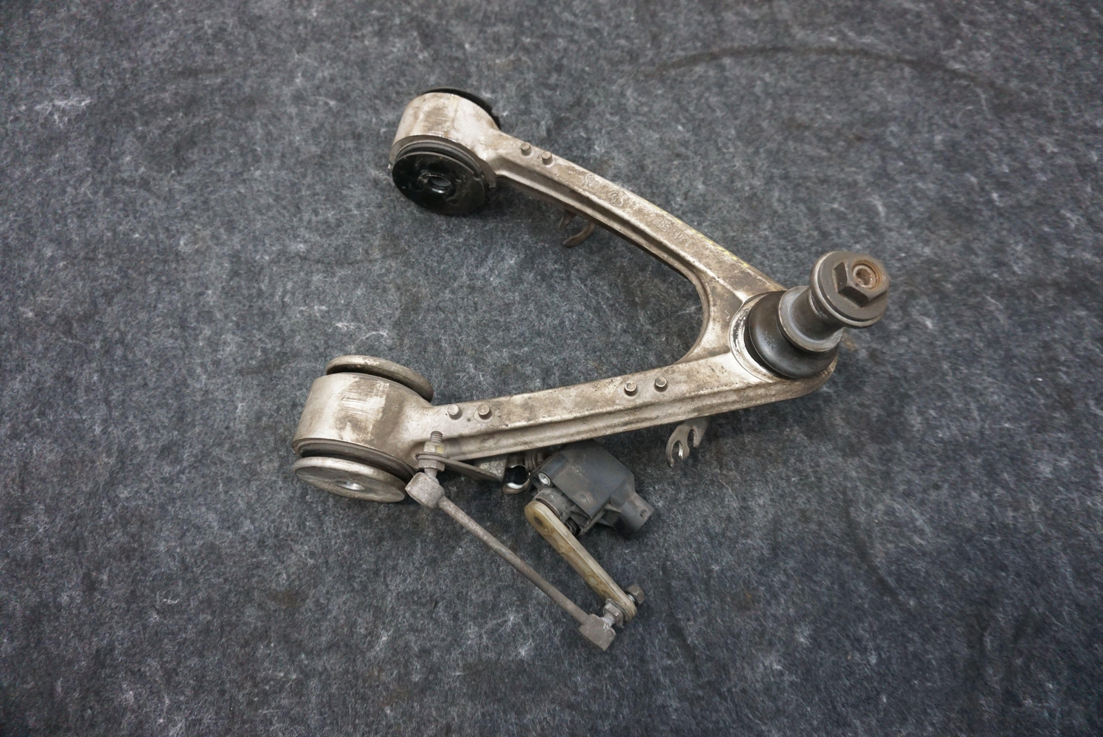 Front Left Or Right Side Upper Control Arm 3206582 Maserati Granturismo 2011-19