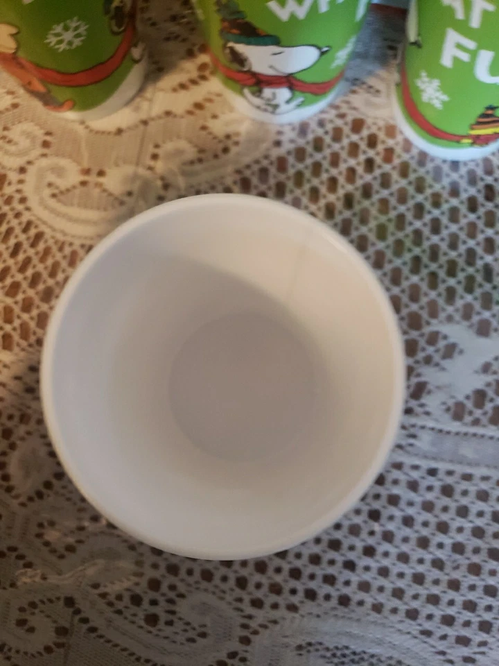 lote de 22 vasos de plástico CHARLIE BROWN "SNOW WHAT FUN" 14OZ REUTILIZA GRATIS PBA{nuevo} Foto 3 de 4