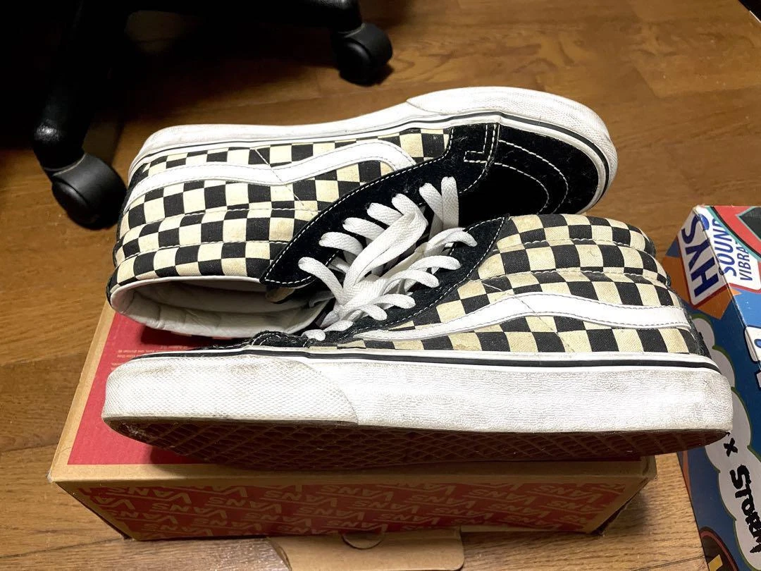 Vans hot sale checkerboard mid