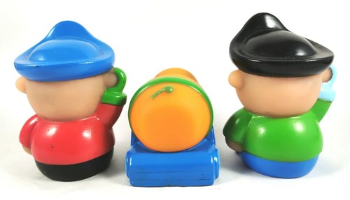 Pirates Rubber Figurines Bath Toy Doll Lot of 3 Play Set - Picture 3 of 6