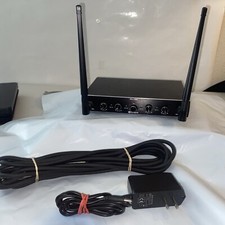 Debra AU 400 UHF 4 Wireless Microphone System 15 Foot Long Cord  J