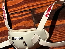RIDDELL used Medium Hard Cup High Mount Football Helmet Chinstrap WHITE NFL