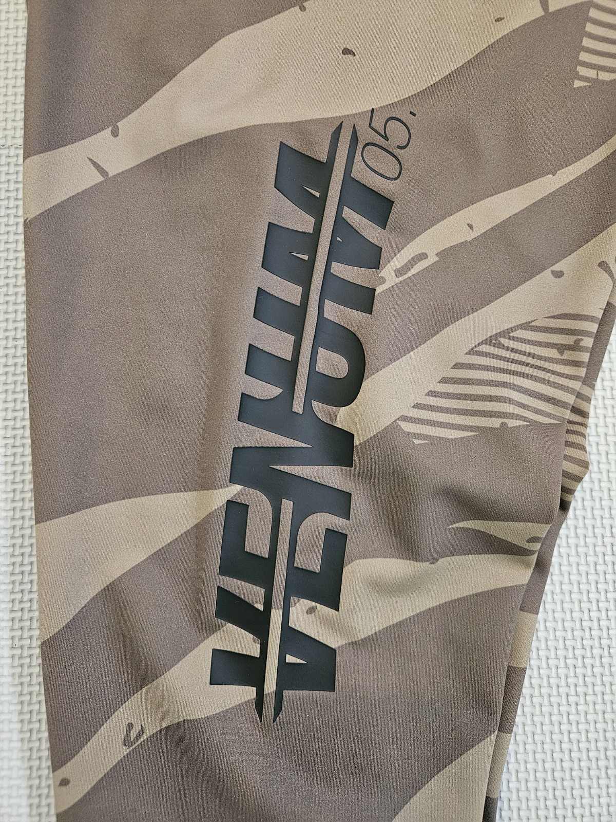 UFC Venum Performance Compression Pants Camo Mens… - image 8