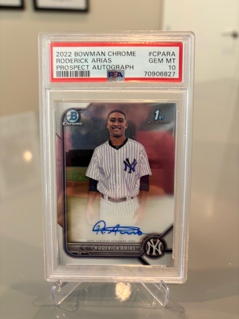 Roderick Arias Topps 2022 Bowman Chrome Yankees RC Auto CPA-RA PSA 10 view 5