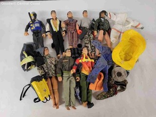 Vintage Hasbro G.i. Joe Action Figures And Accessories Lot
