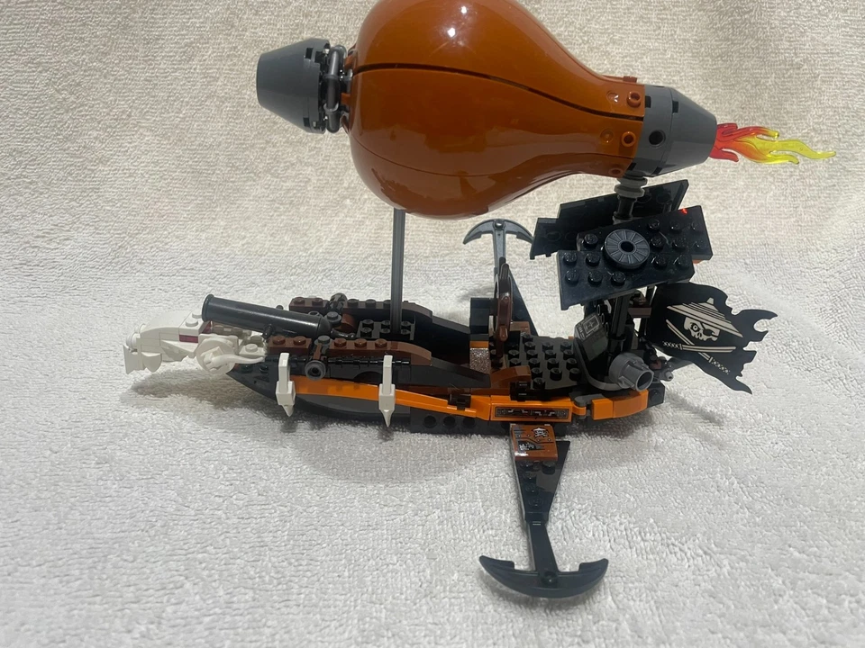 LEGO Ninjago 70603 Raid Zeppelin, photo 4 of 5