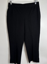 Isaac Mizrahi Live Pants Women’s Flat Front Elastic Back  Black Cropped Size 16￼