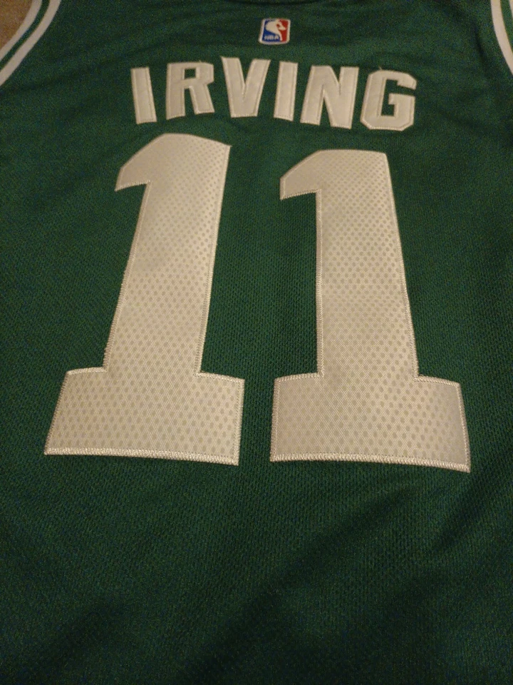 Kyrie Irving Boston Celtics #11 Adidas Swingman Jersey - Size 48 Large Green - Image 4 of 4
