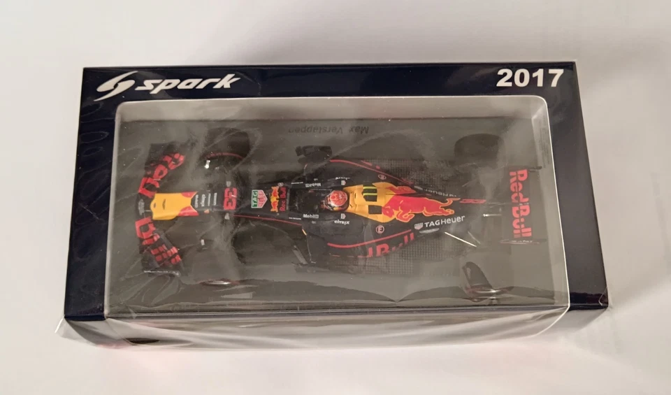 Red Bull RB13 Verstappen F1 2017 Winner Malesia Formula 1 1/43 Spark - Immagine 2 di 3