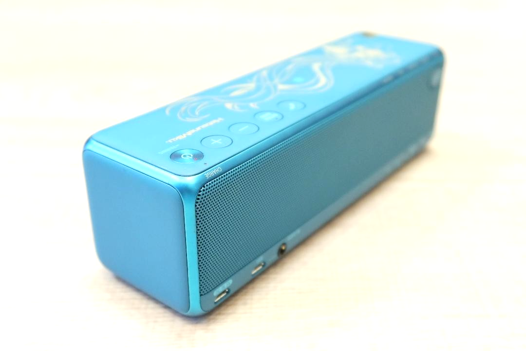初音ミク　10周年記念モデル　SONY h.ear go SRS-HG1 Hatsune Miku 10th Anniversary Sony H.Ear Go SRS-HG1 Wireless