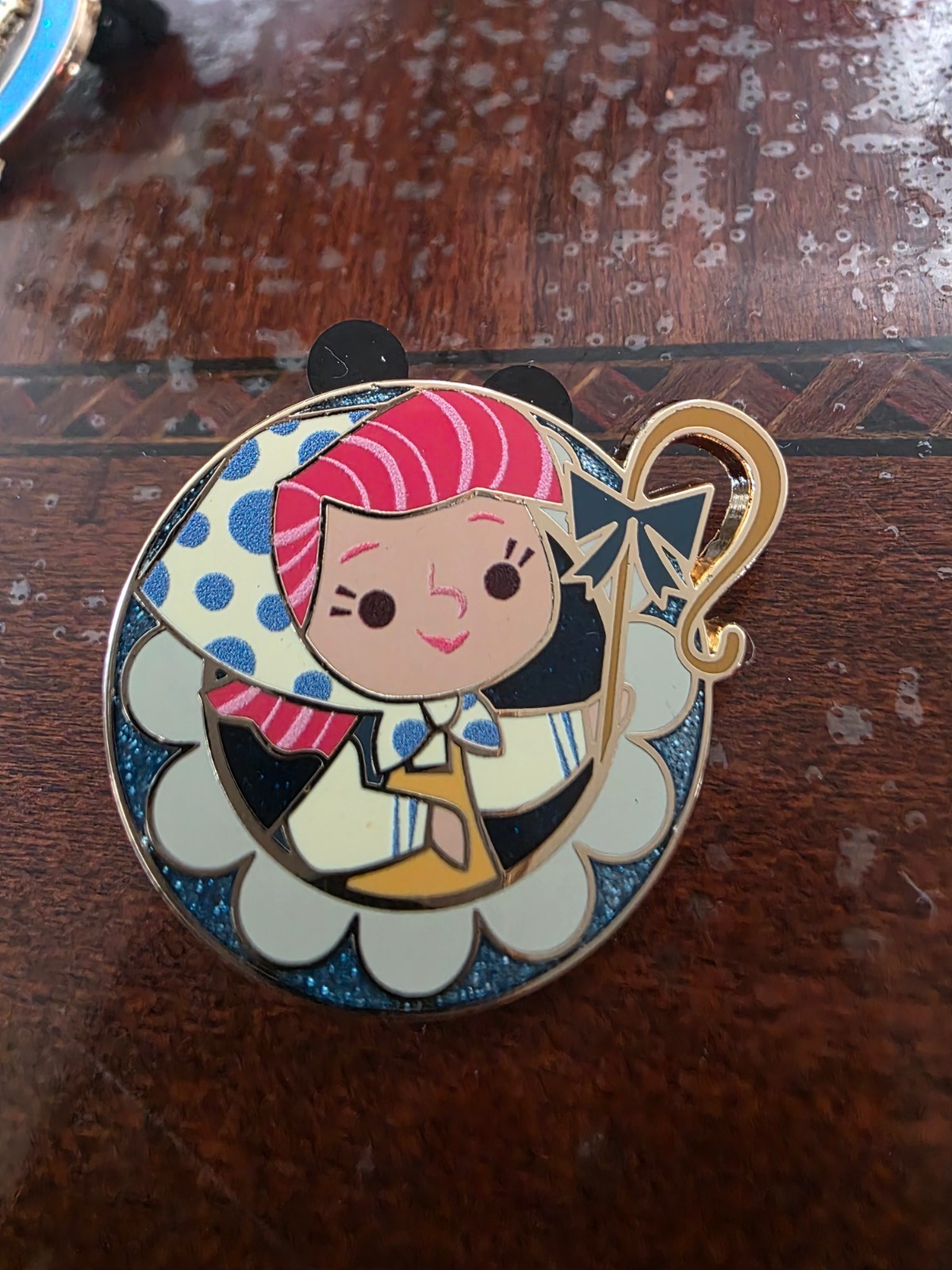 its a small world mystery pin