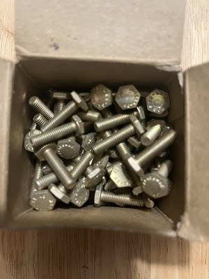 10/32 Thread 3/4 Inch Bolts