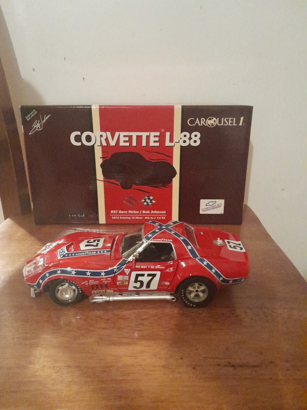 カルーセル1#4601 コルベットL-88 1972セブリング 1/18 Carousel 1