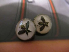 Gucci 2  pink  buttons BEES BRASS TONE  15 mm   THIS IS FOR 2