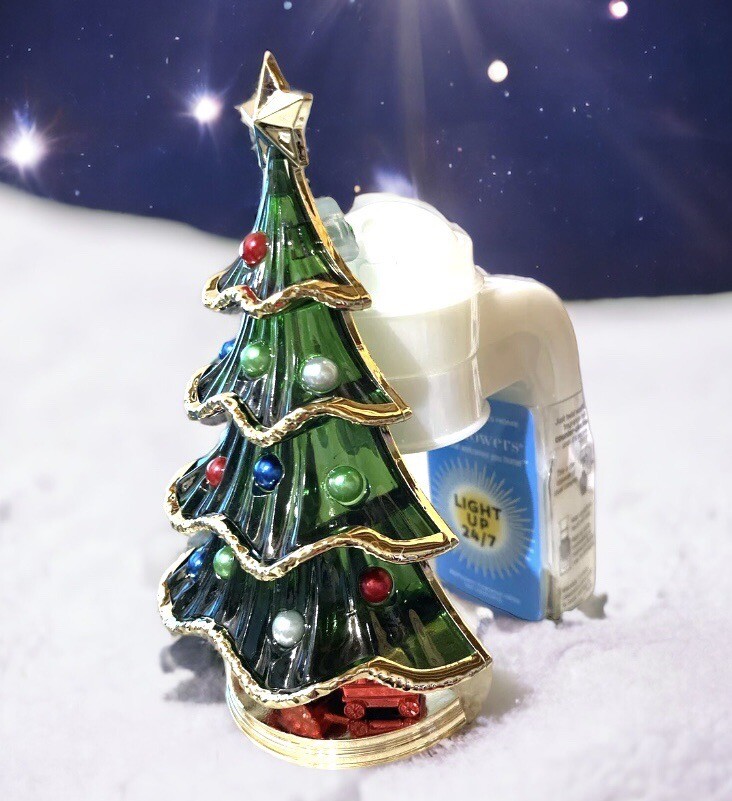 Light Up Christmas Tree w/Train Fragrance Wallflower Nightlight Plug BBW Decor-image