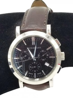 Burberry Men's BU1383 Chronograph Black Dial Calendar With