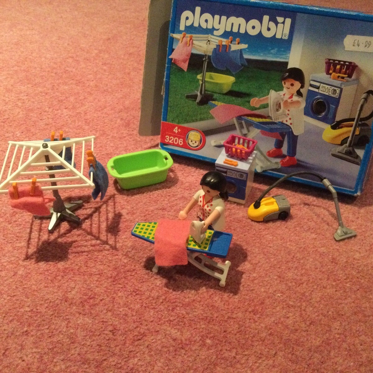 Playmobil 100% Complete Set 3206 City Life Laundry Room - Main Image